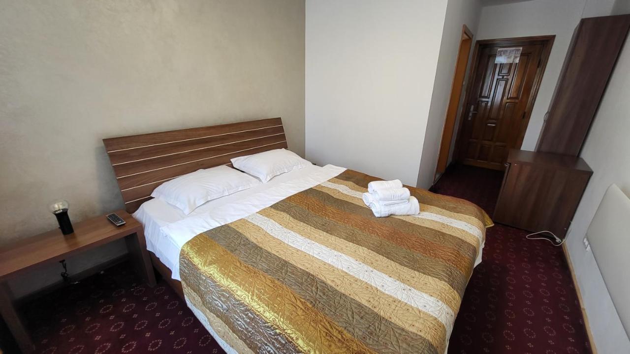 Boutique Global Aparthotel Brasov Exterior photo