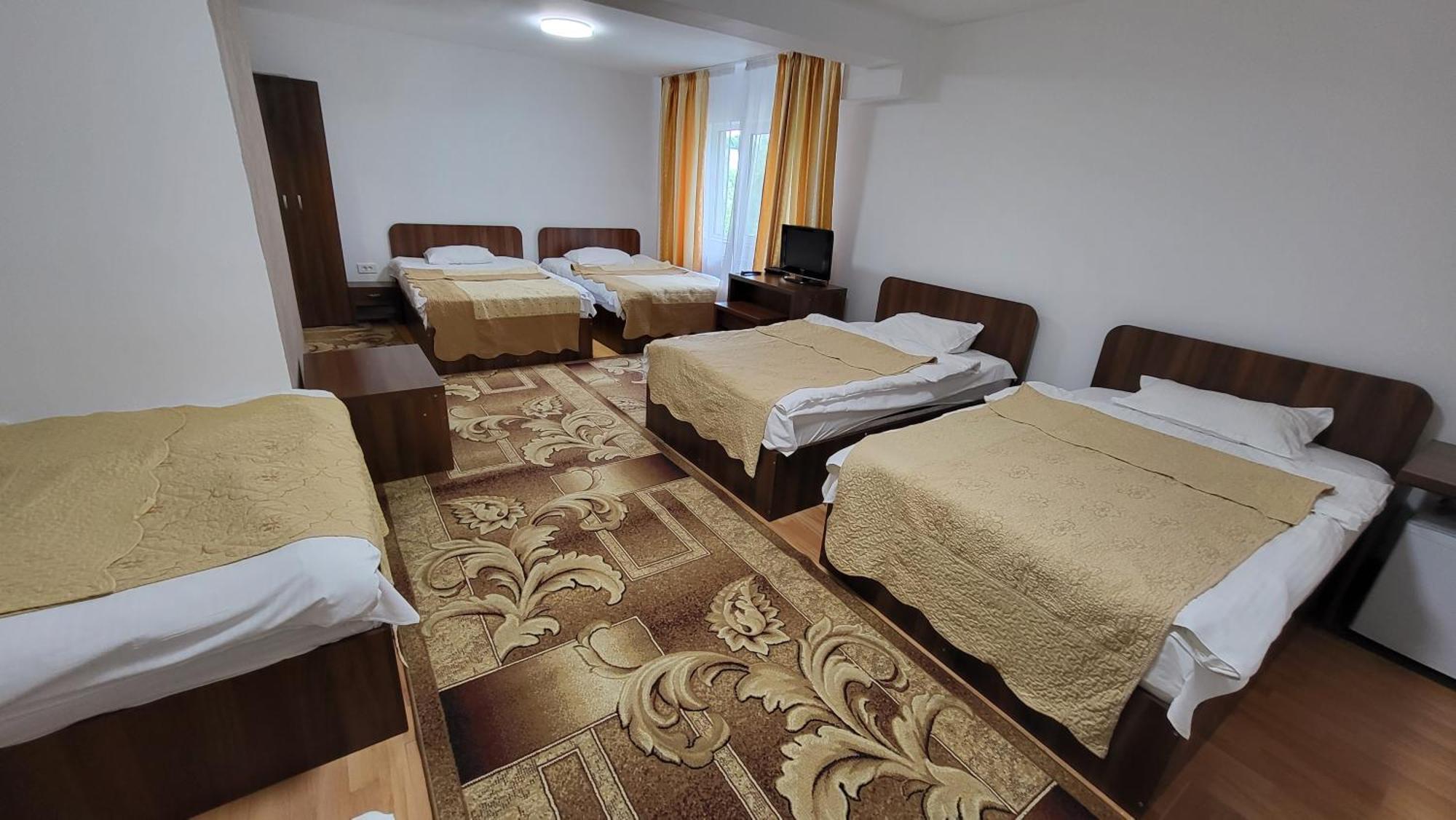 Boutique Global Aparthotel Brasov Exterior photo