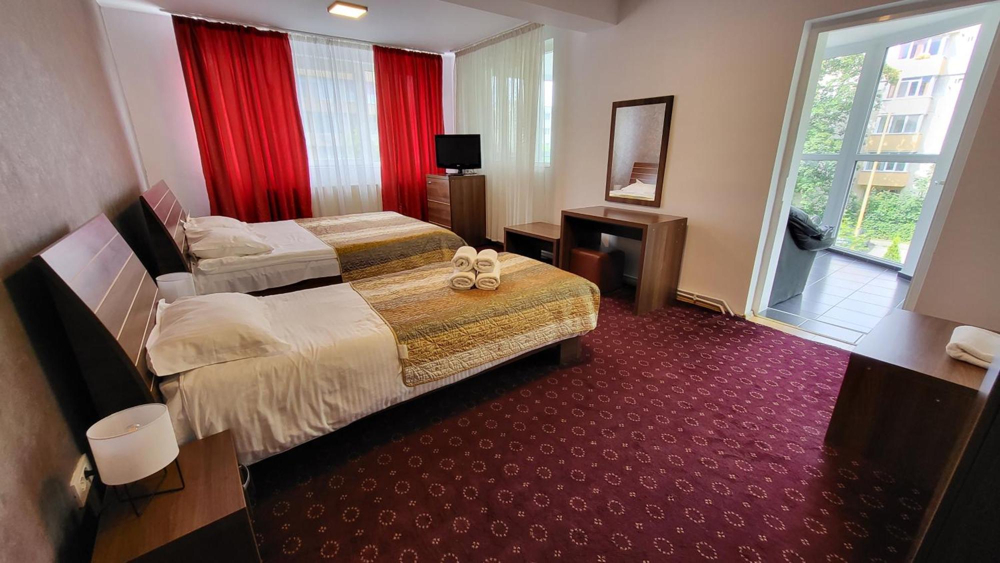 Boutique Global Aparthotel Brasov Exterior photo